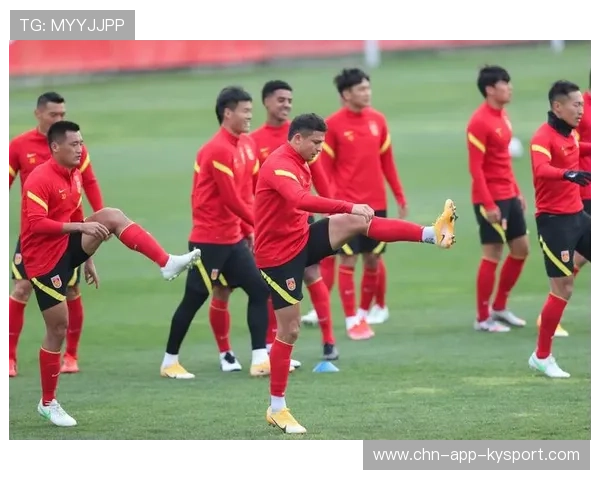 国足训练课对外开放引关注，国足训练课直播