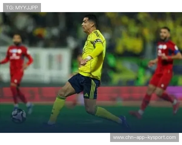 C罗连续抢点成功，利雅得胜利禁区压制，c罗在利物浦